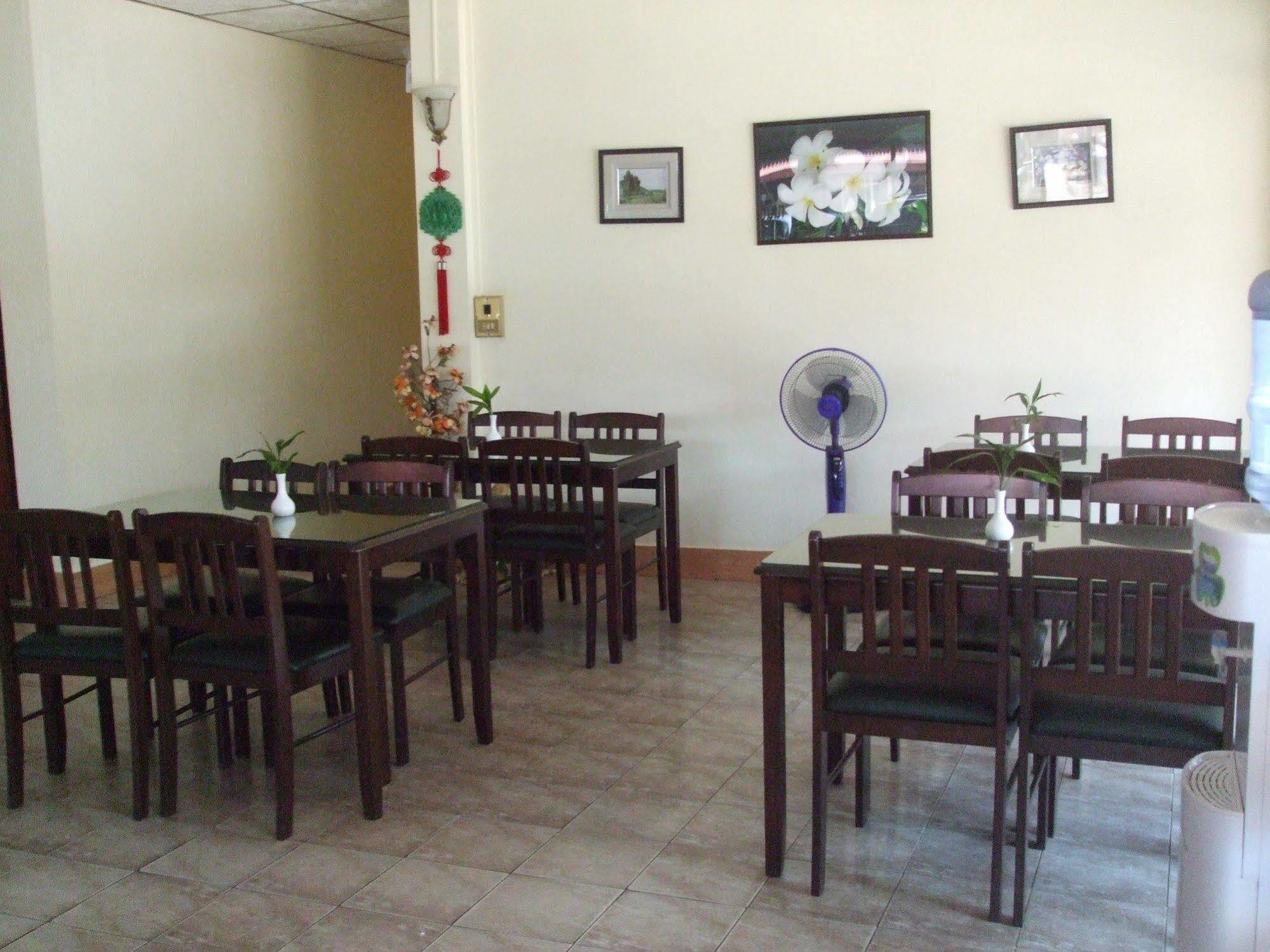 Souvanna 2 Hotel Wientian Zewnętrze zdjęcie